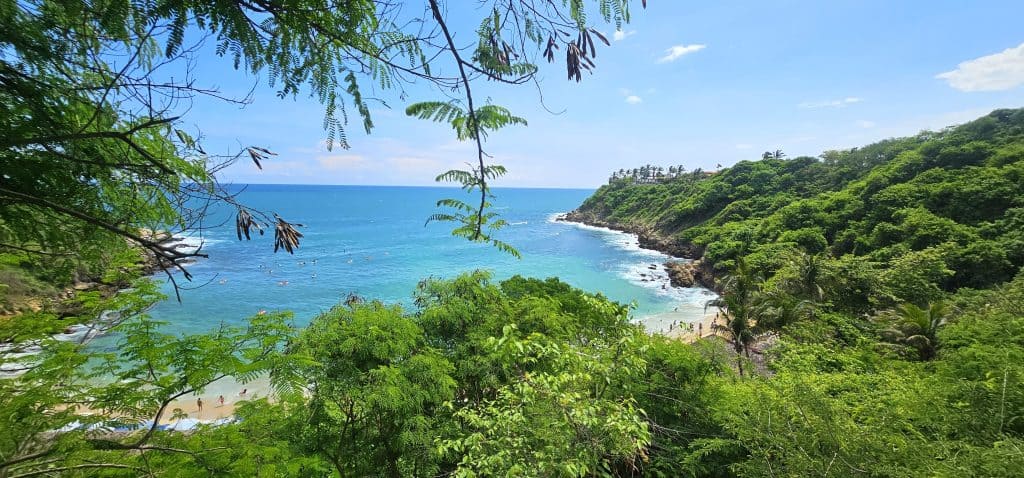 Playa Carrizalillo in Puerto Escondido. One of the best places to travel in Oaxaca 